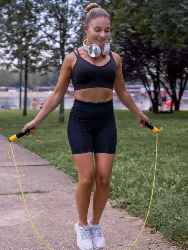 Benefits of Skipping Rope for Women in 2025