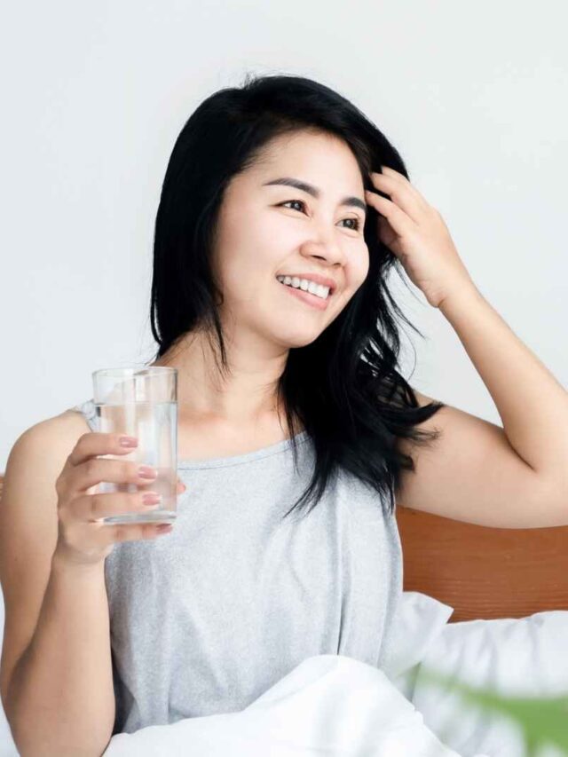 7 benefits of drinking water for skin 2025